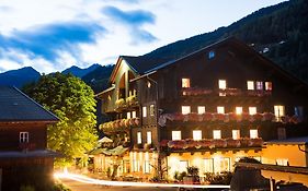 Hotel Moelltalerhof